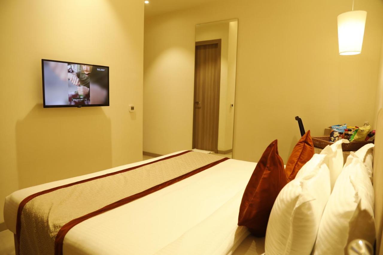 Hotel The Royal Vista 瓦拉纳西 外观 照片